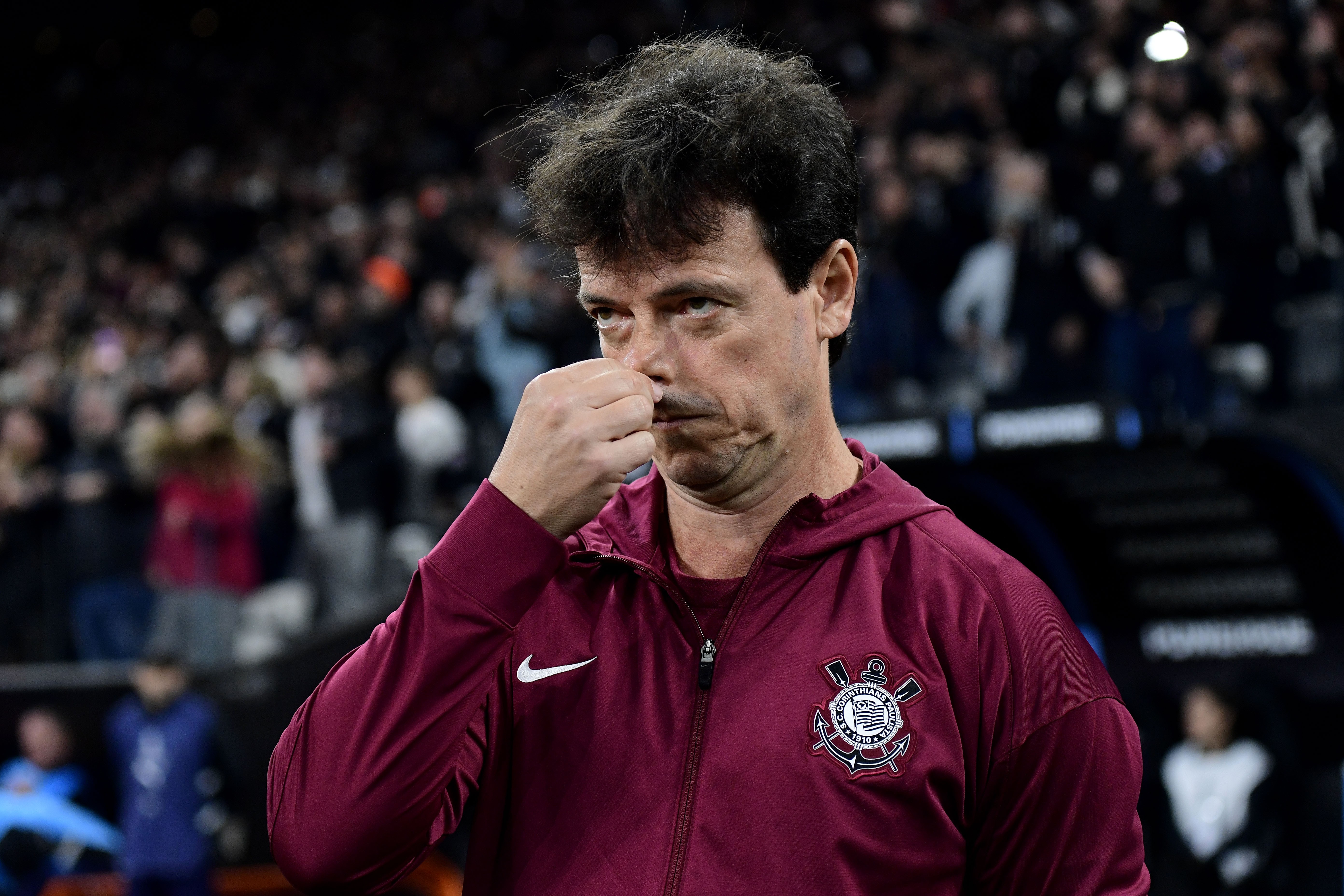 Eliminação do Corinthians também é uma derrota do Dinizismo soft