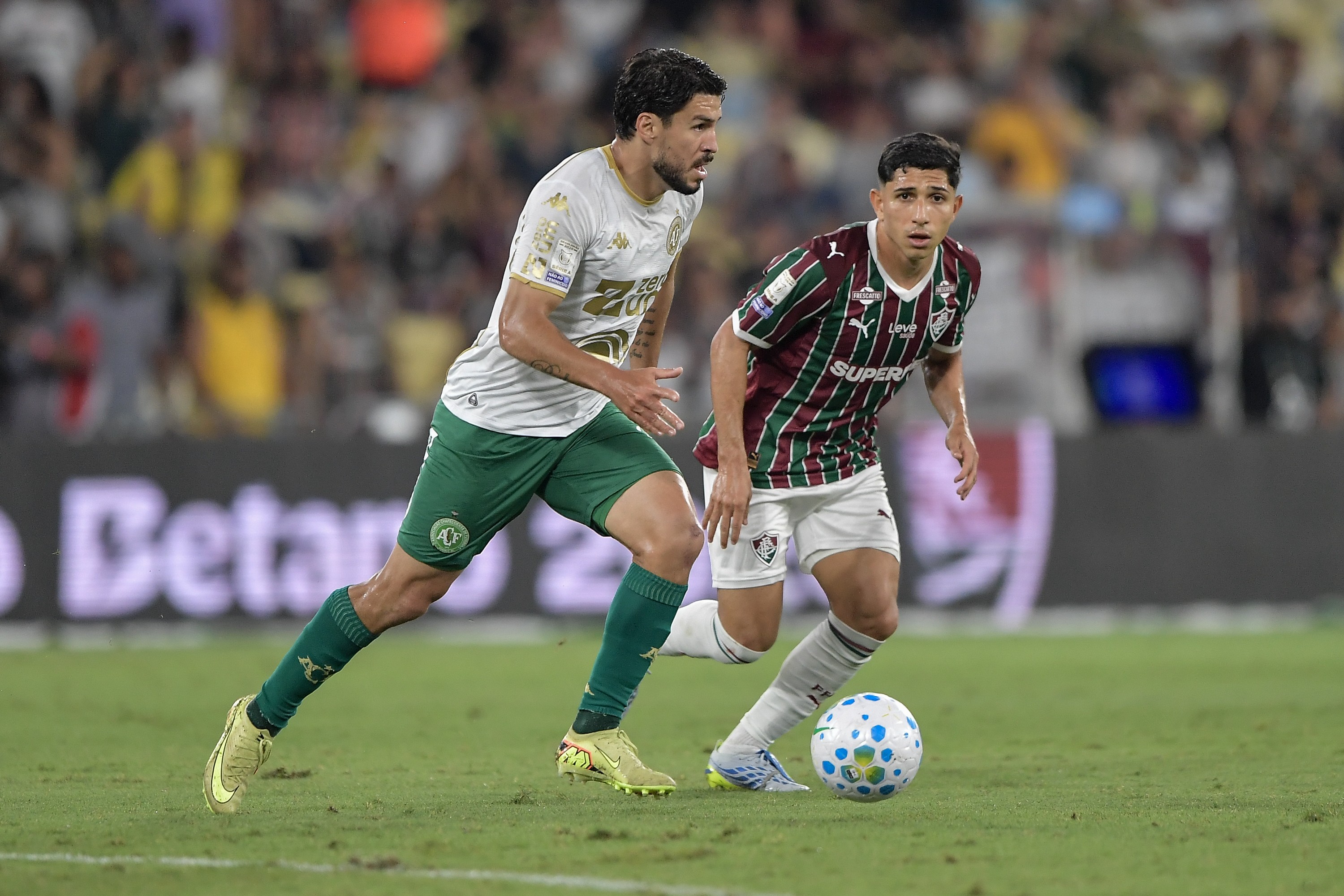 Chapecoense leva vantagem em confrontos contra o Fluminense; veja o retrospecto