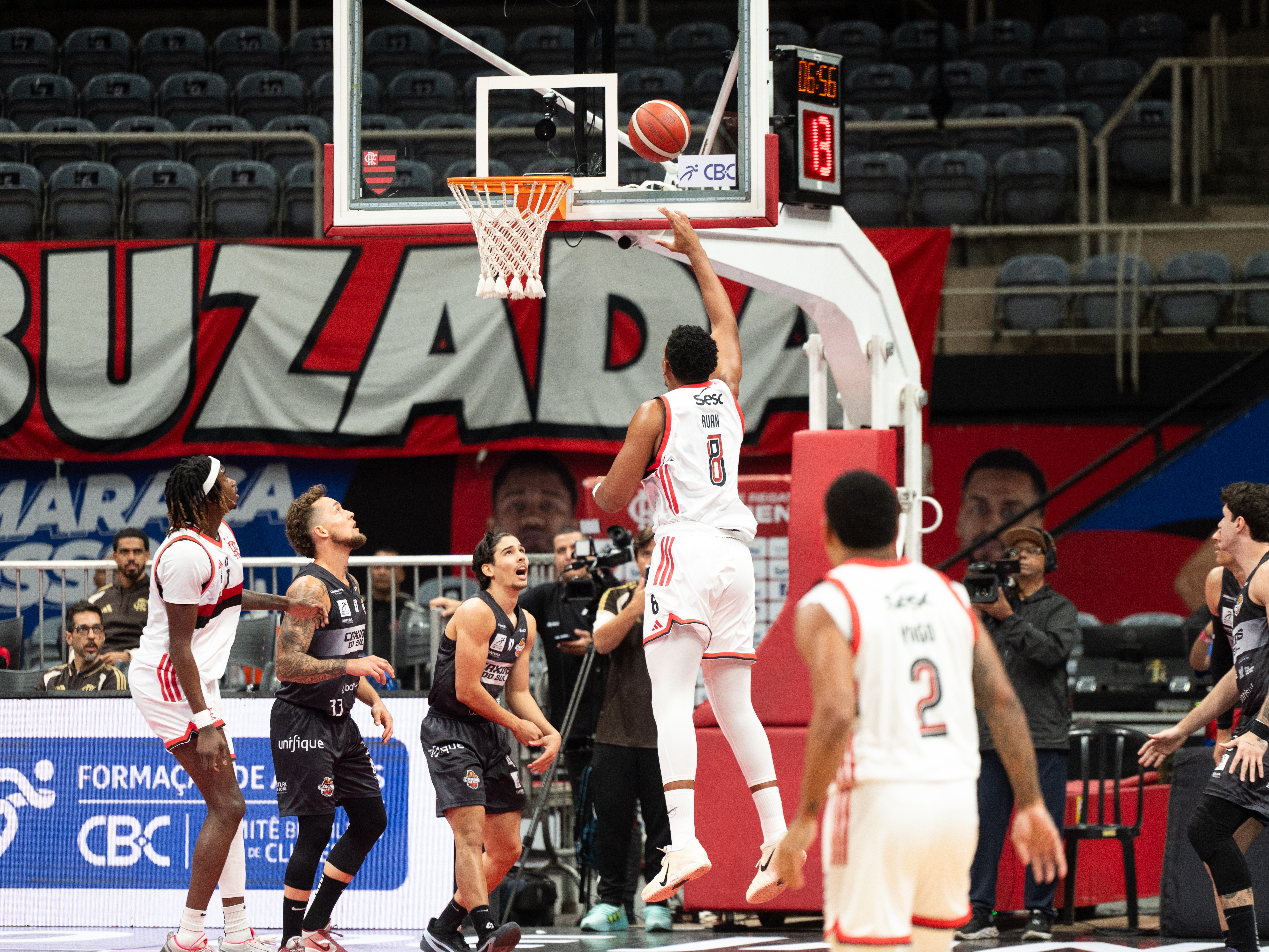 Flamengo domina Caxias do Sul e conquista segunda vitória no NBB