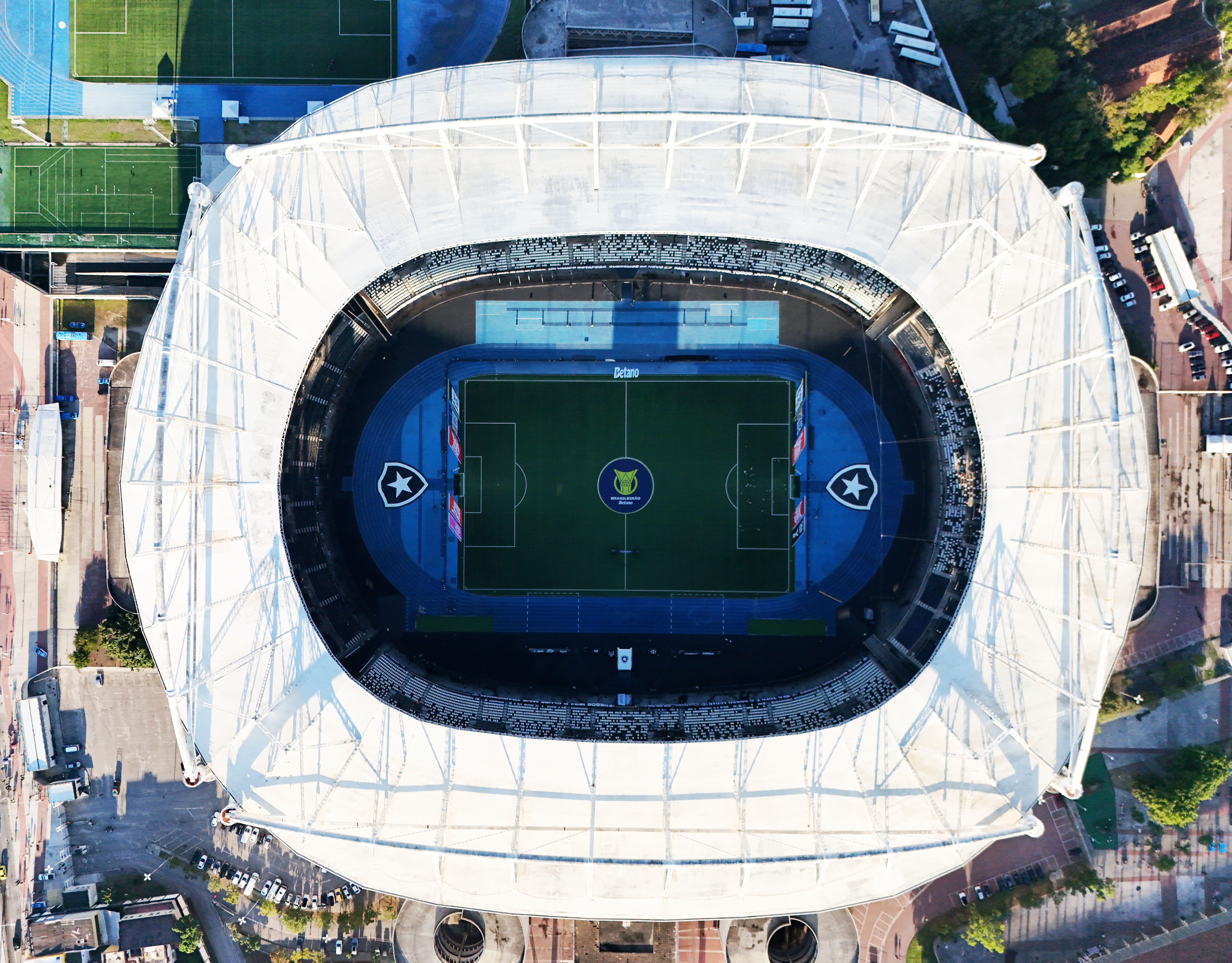 Botafogo x Coritiba: onde assistir ao vivo, horário e escalações