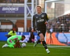 A explosão de Osula e Barnes no segundo tempo faz com que o Newcastle aumente a pressão sobre o sem brilho do Palace