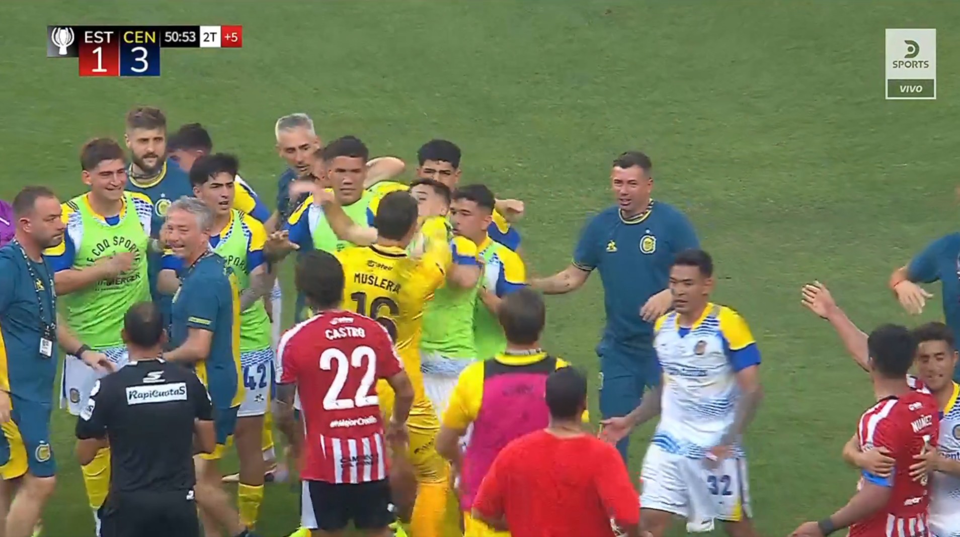 Rival do Flamengo na Libertadores, Estudiantes perde final que termina em briga; veja