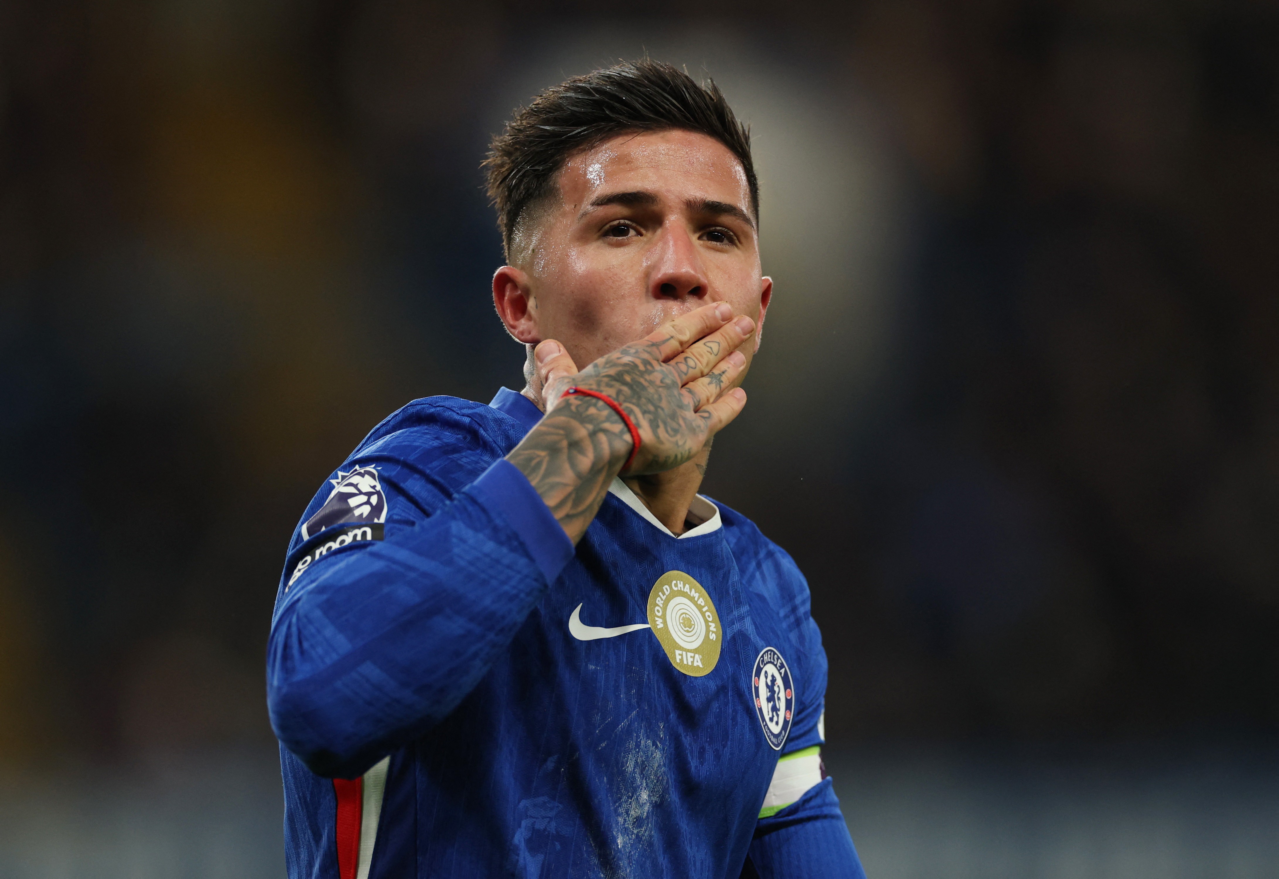 Manchester City corre para tentar contratar Enzo Fernandez no último dia da janela