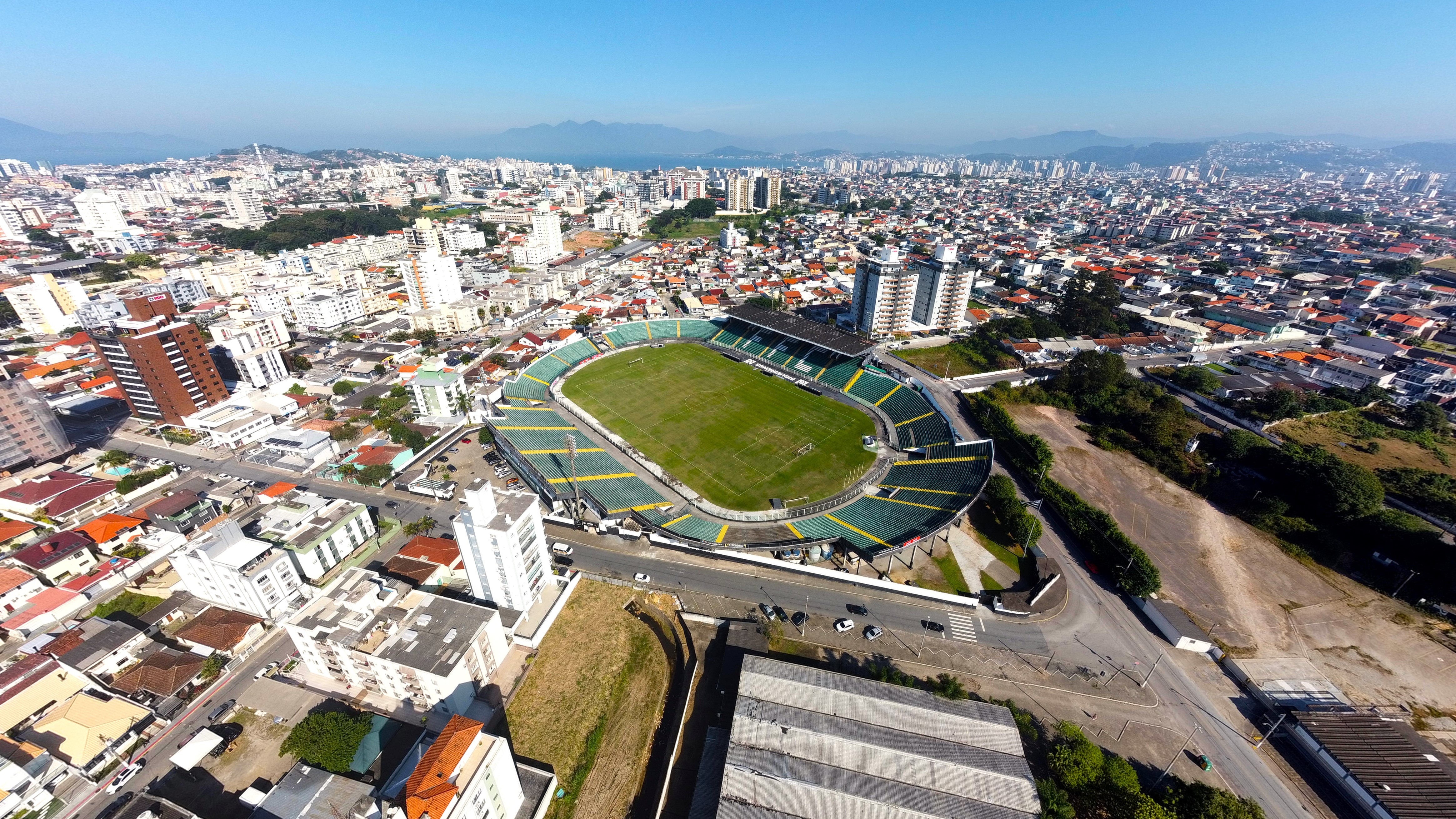 Justiça cobra Figueirense sobre ações da SAF na recuperação judicial