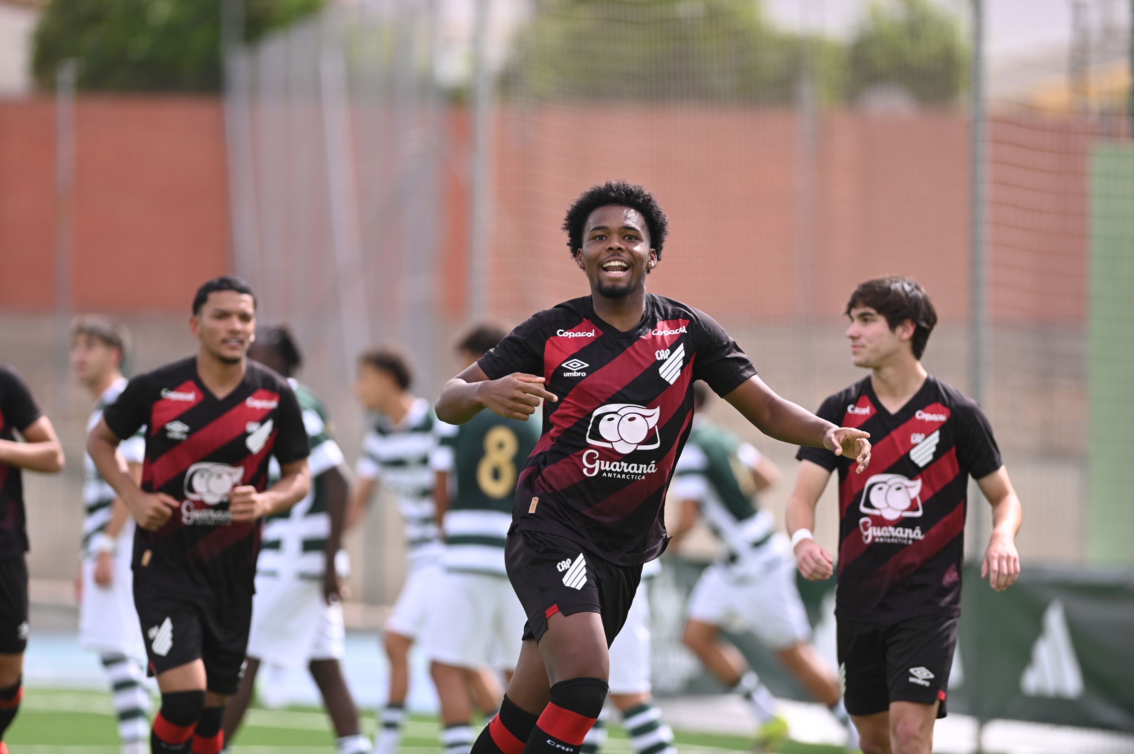 São Paulo e Athletico se enfrentam pela semifinal do Mundial de Clubes Juvenil; onde assistir