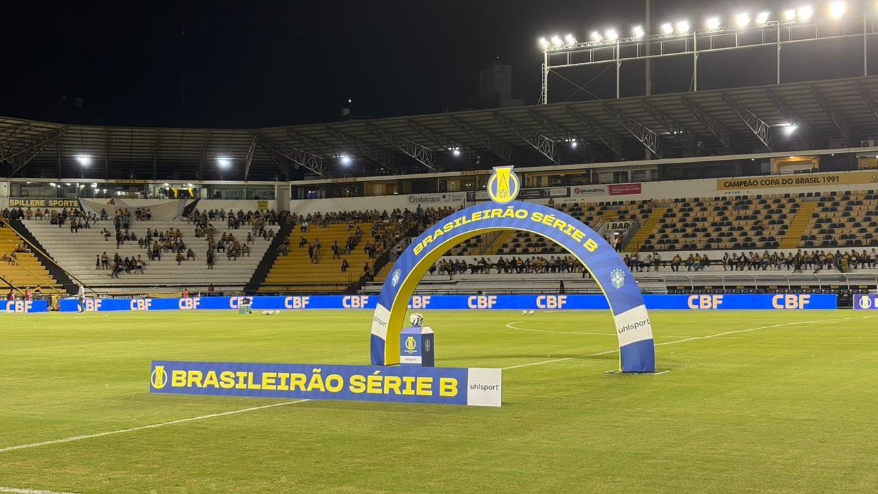 Criciúma x América-MG: onde assistir ao vivo, horário e escalações