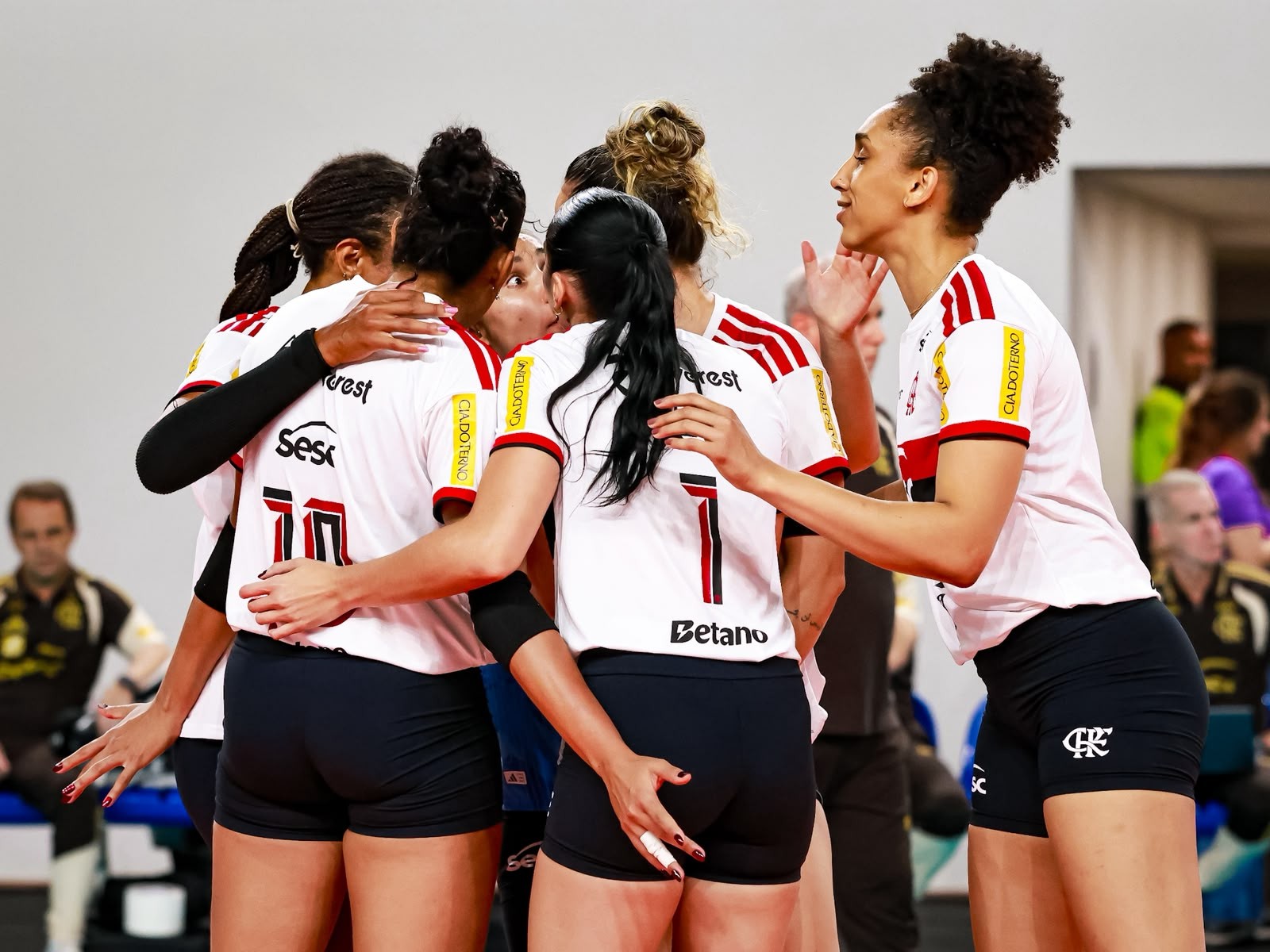 Sesc-Flamengo inicia pré-temporada com vitória diante do Fluminense na Copa Super Vôlei