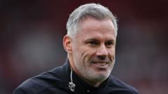 Villa processará Carragher por 'insultos inaceitáveis'