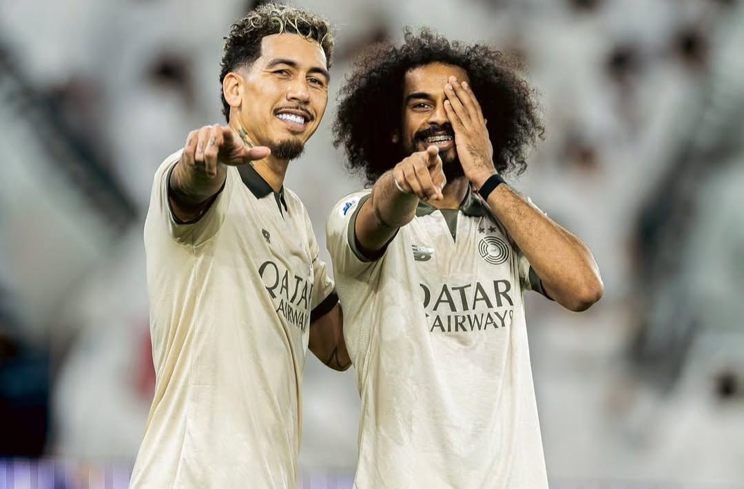 Com gol de Roberto Firmino, Al Sadd goleia Al-Shamal e assume liderança no Catar