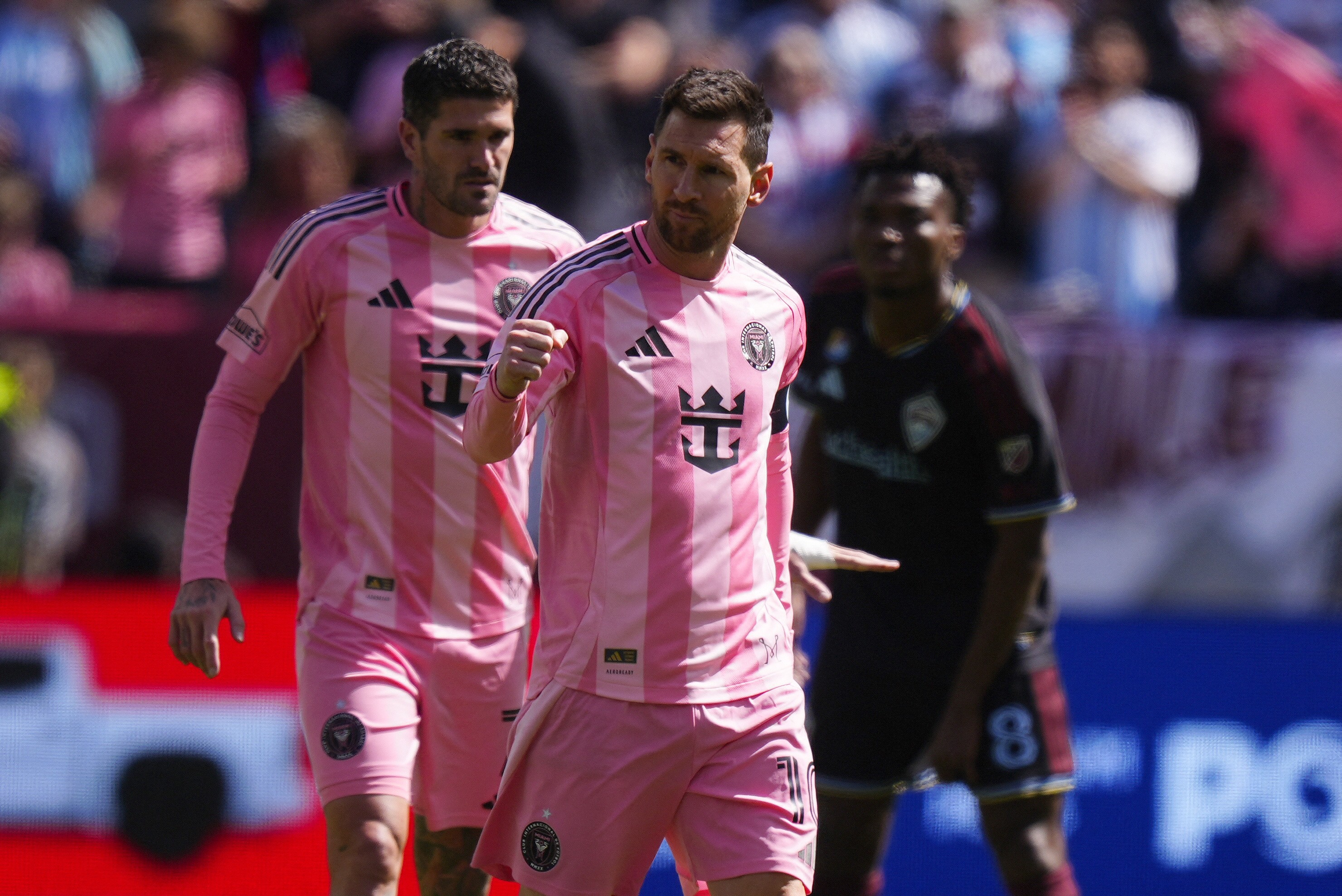 Messi faz golaço e um de pênalti em vitória do Inter Miami sobre o Colorado Rapids