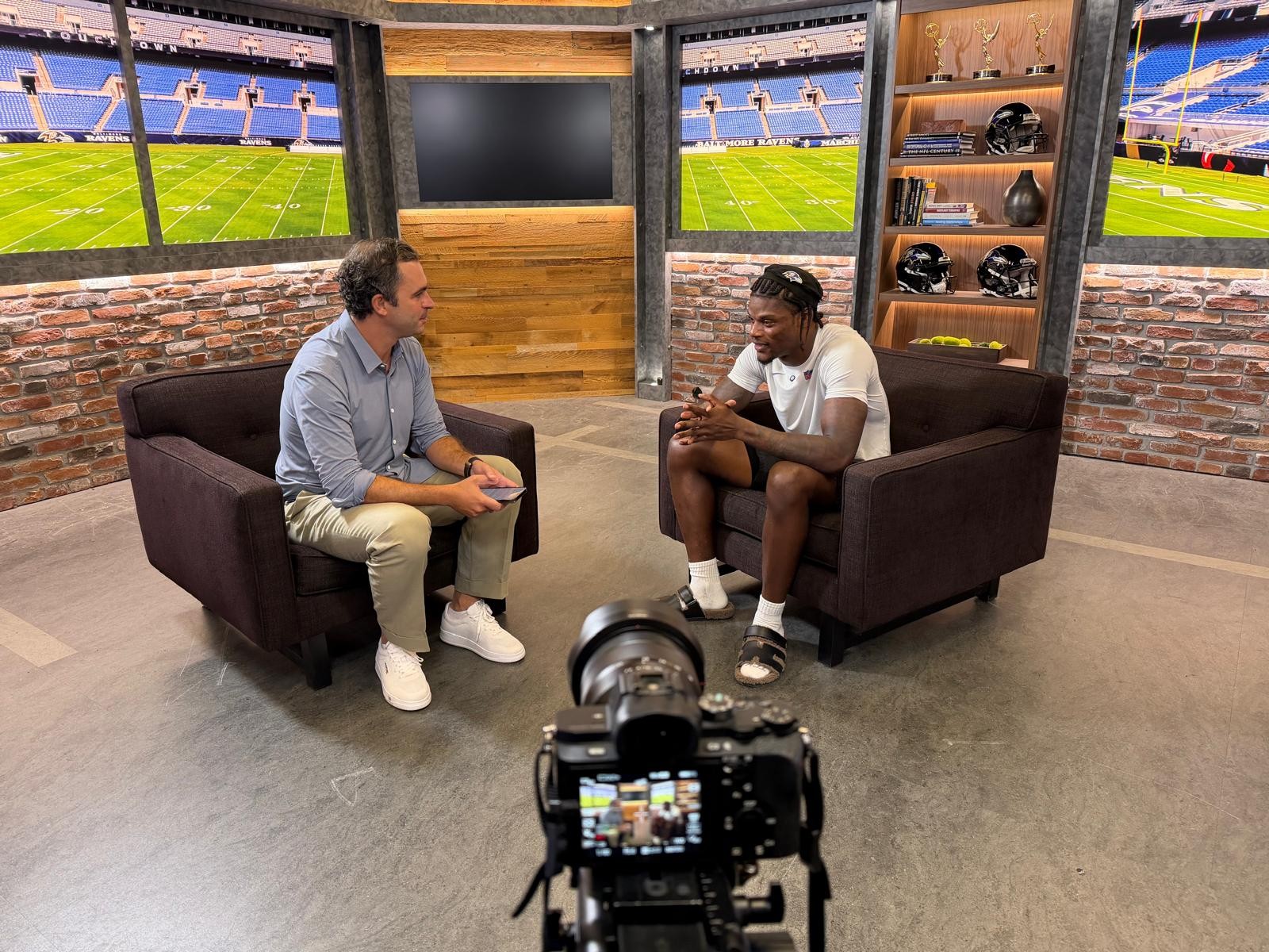 Lamar Jackson se entusiasma com jogo no Maracanã pelos Ravens