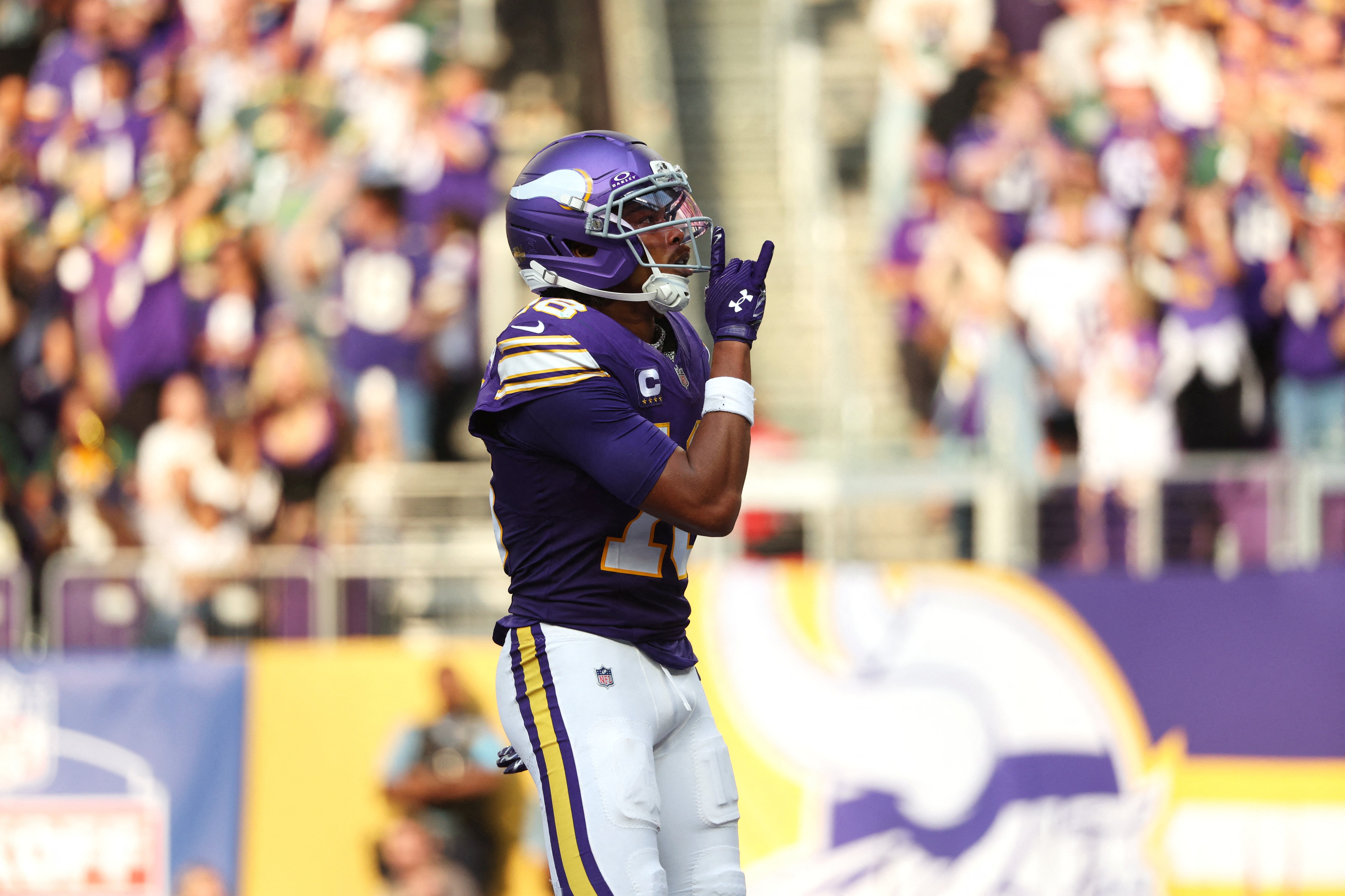 NFL: Quarterback sai lesionado, mas Vikings arrancam virada sobre os Packers