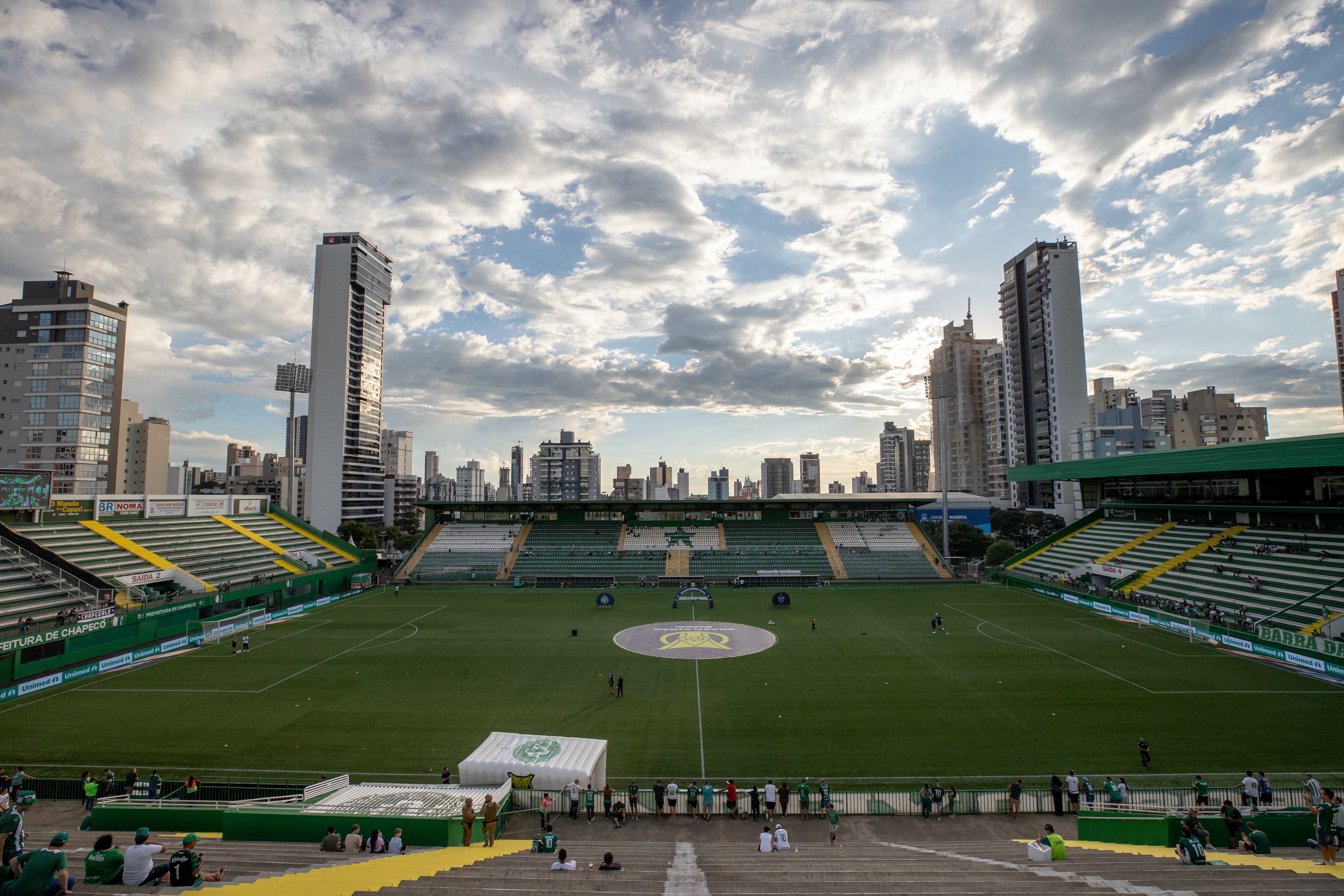 Chapecoense x Botafogo: onde assistir ao vivo, horário e escalações