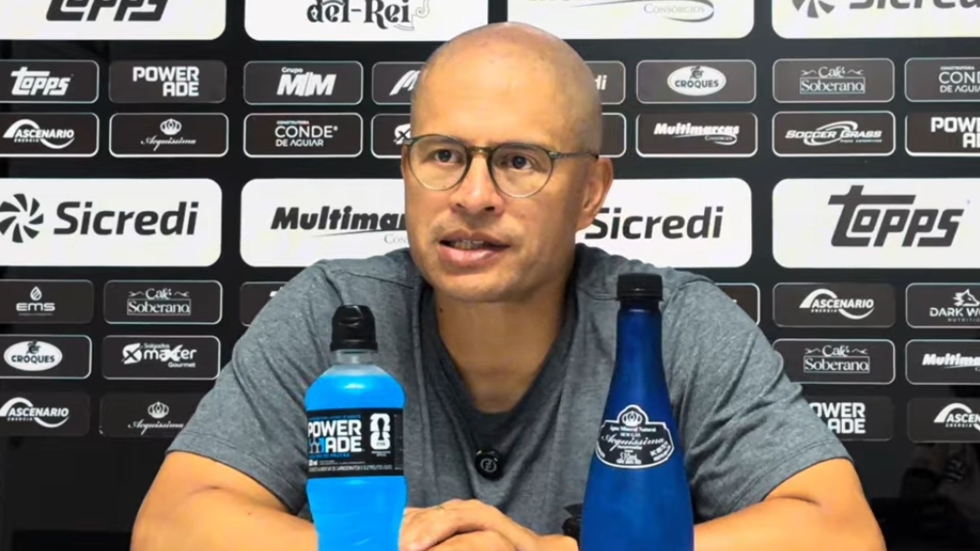 Alex vê time passivo contra o Sport e analisa novo tropeço do Athletic em casa: "Ser protagonista é difícil"