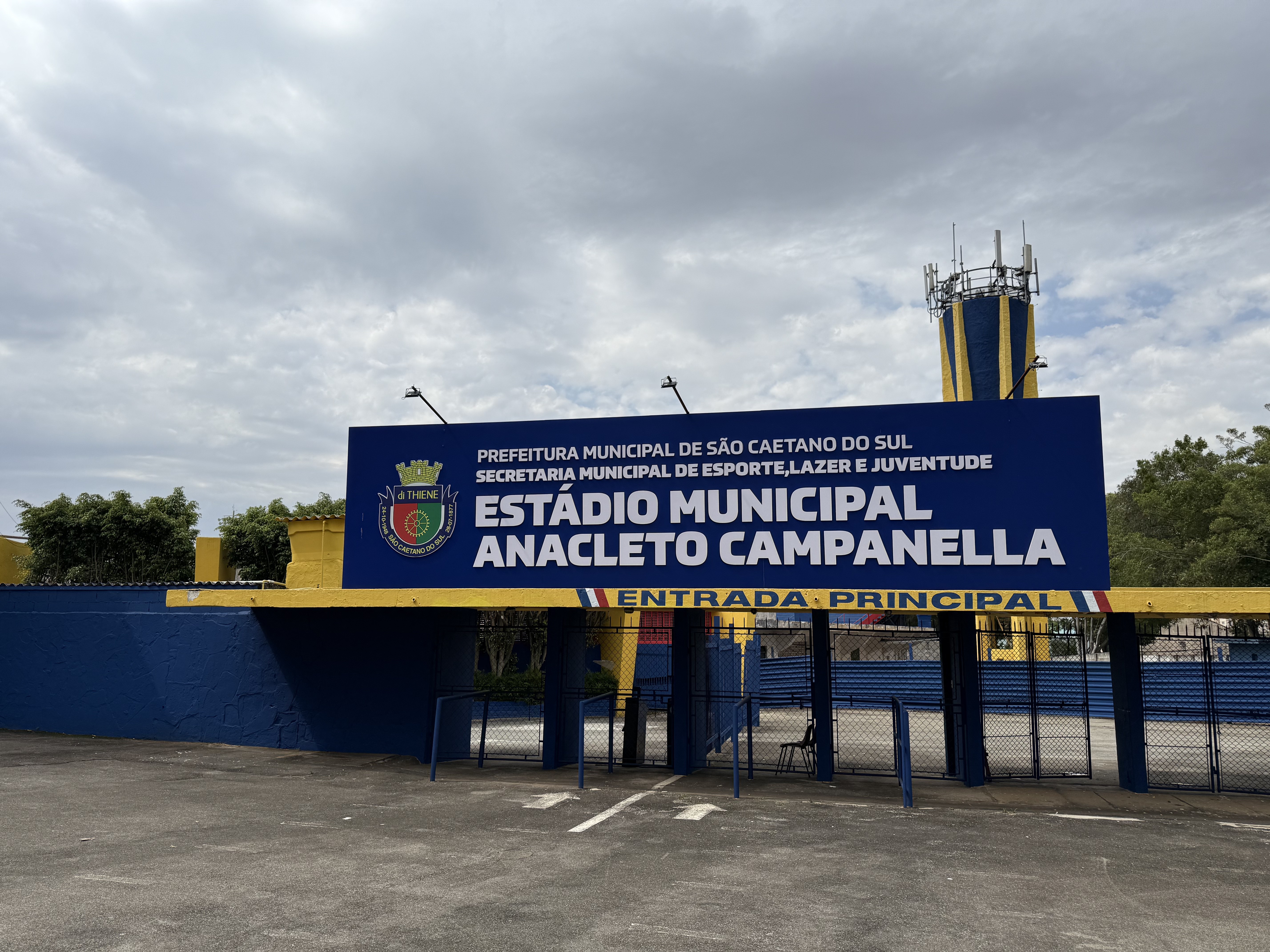 Com dívida de R$ 72 milhões, São Caetano aposta na concessão de estádio para sobreviver