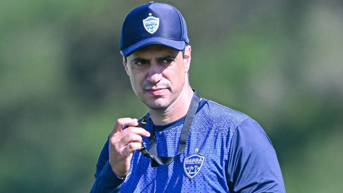 Bernardo Franco vê elenco do Barra com mais "casca" após jogo contra o Corinthians