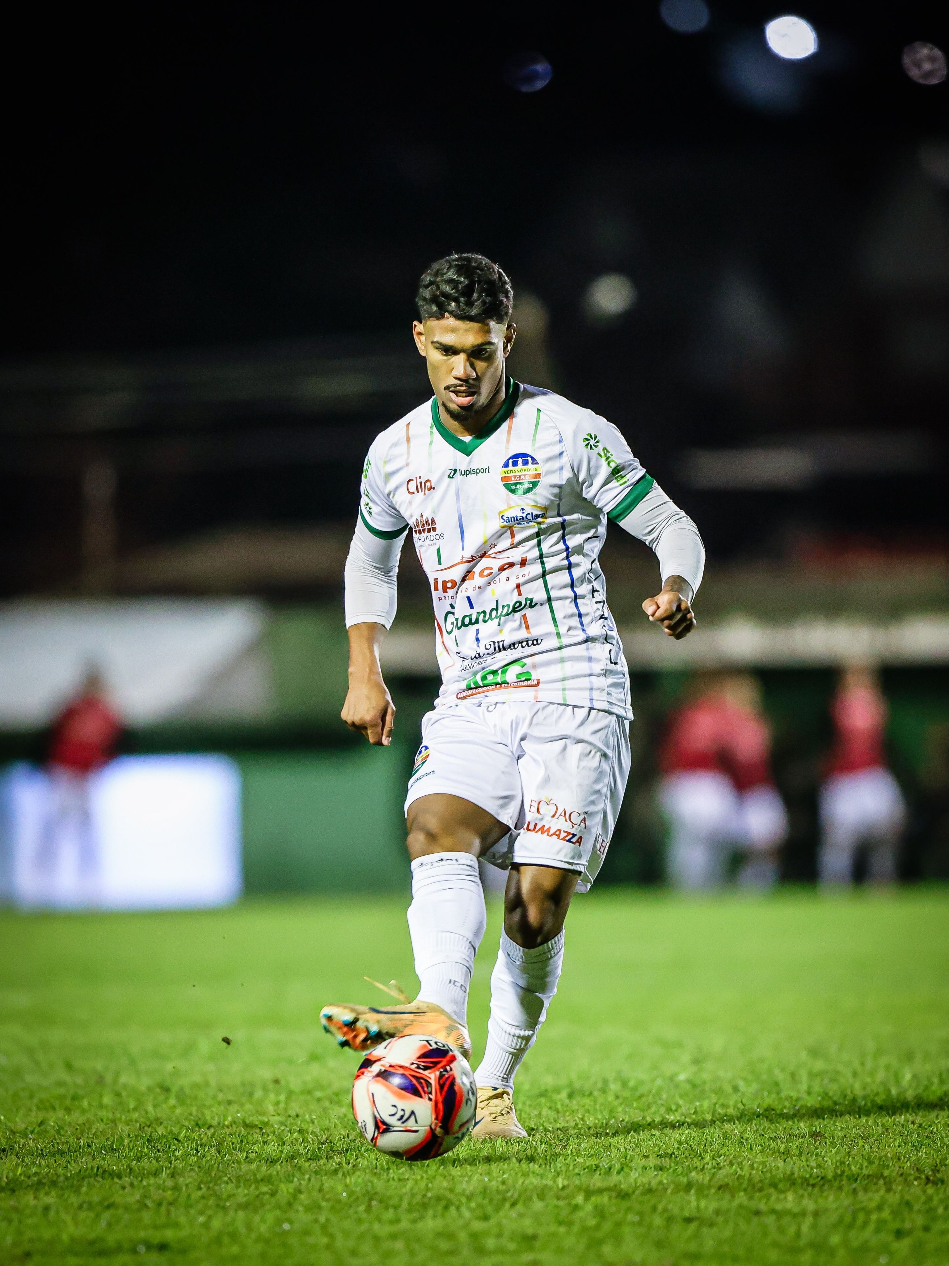 Mixto anuncia os primeiros três reforços para a temporada 2027