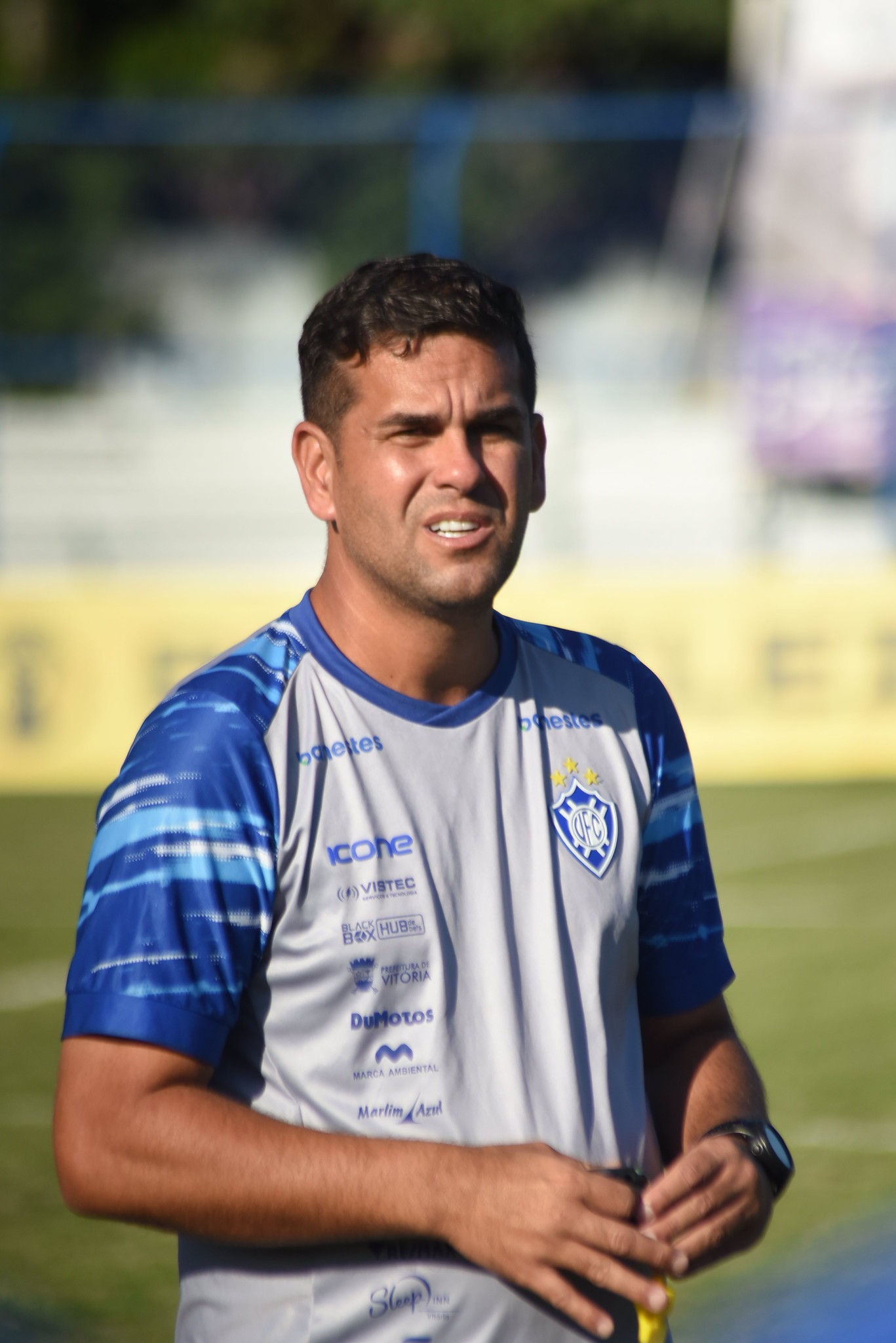 Pressionado, Soriano pede equilíbrio emocional ao Vitória-ES para superar má fase dentro de casa