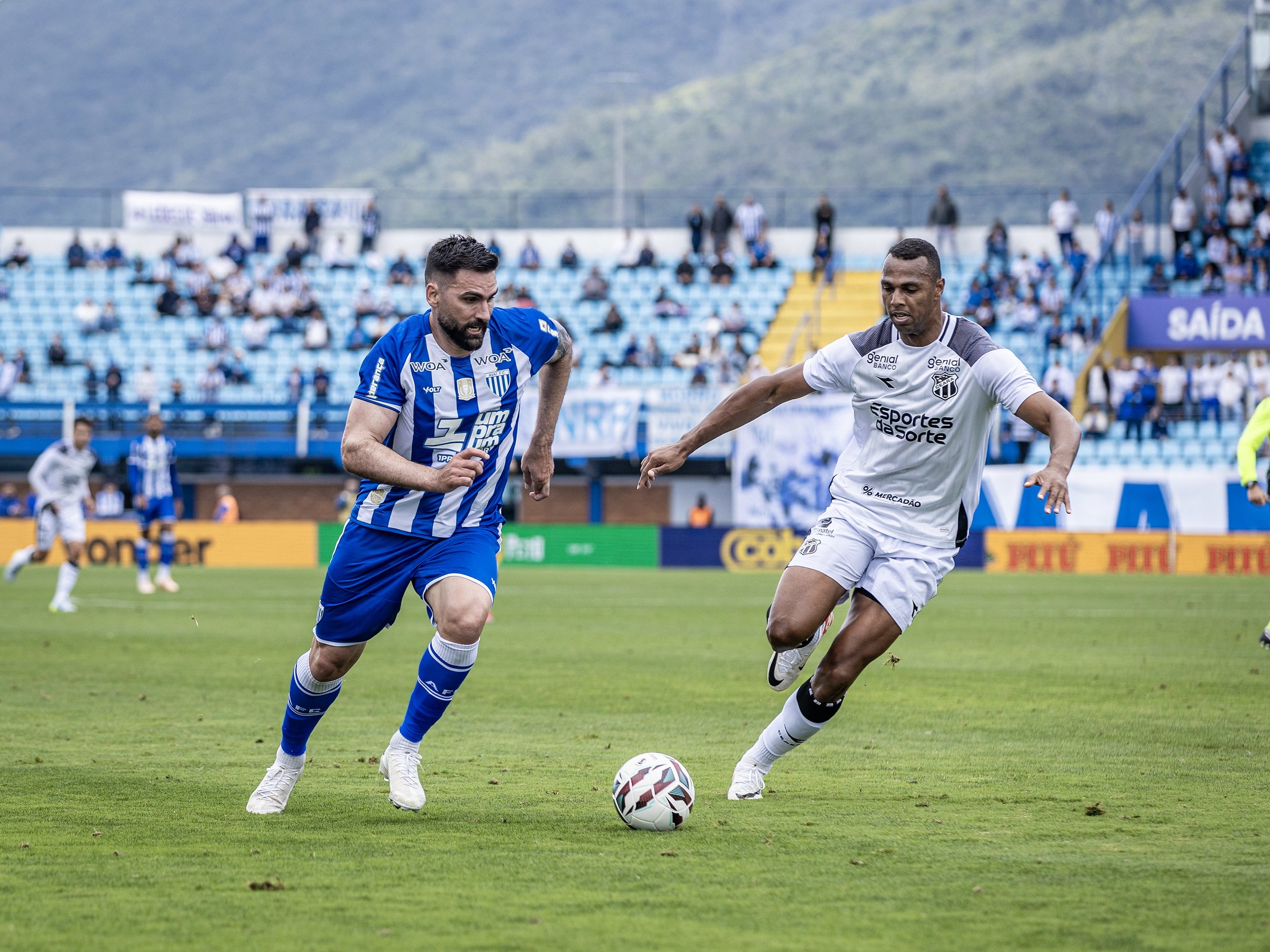 Compare a reta final do Avaí com os adversários da luta contra o rebaixamento na Série B