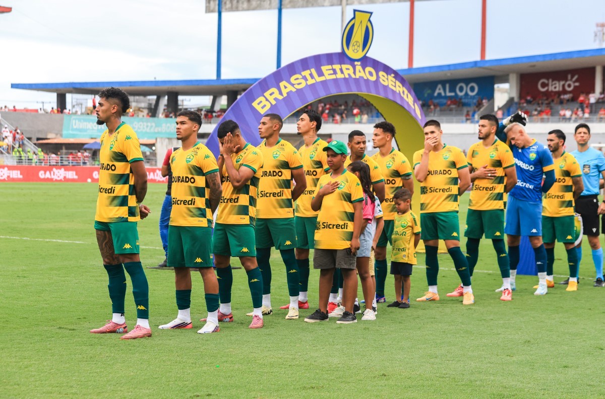 Atuações do Cuiabá: João Carlos evita placar ainda mais elástico contra o CRB; dê suas notas