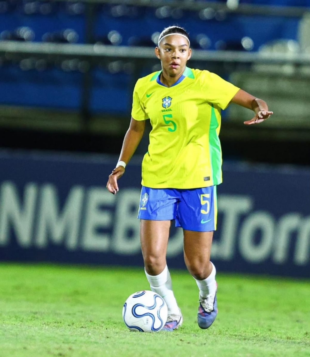 Volante do São Paulo, Sarinha é convocada pela Seleção para Copa do Mundo Feminina Sub-17