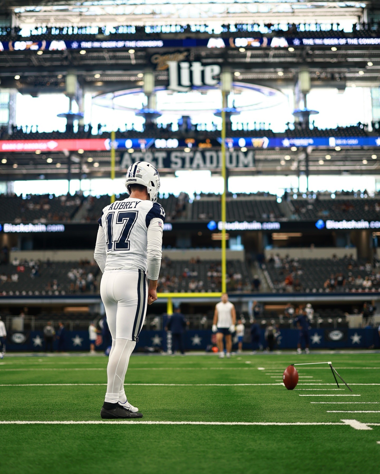 Kicker da NFL treinou no São Paulo na infância e retorna ao Brasil para jogar no Maracanã